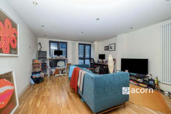 Living Room (2)