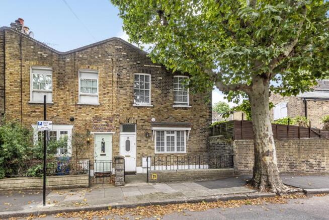 3 bedroom terraced house for sale in Alma Grove Bermondsey SE1, SE1