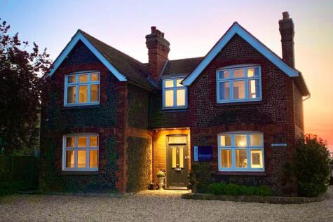 Dover Road, Walmer, CT14