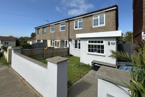 William Pitt Avenue, Deal, CT14