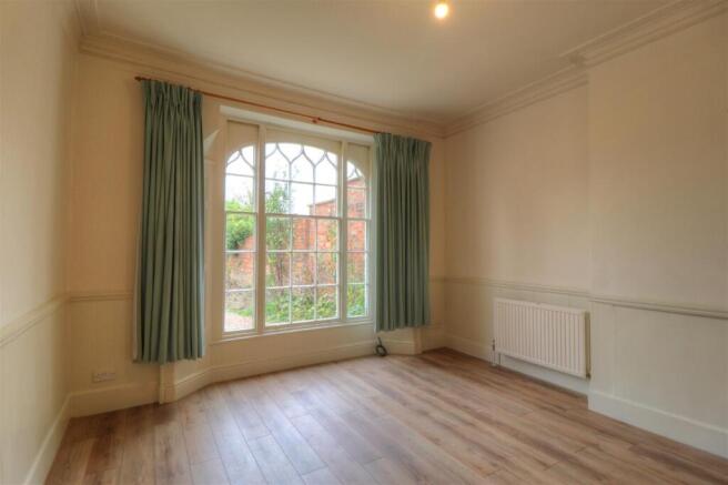 Living Room/Kitchen