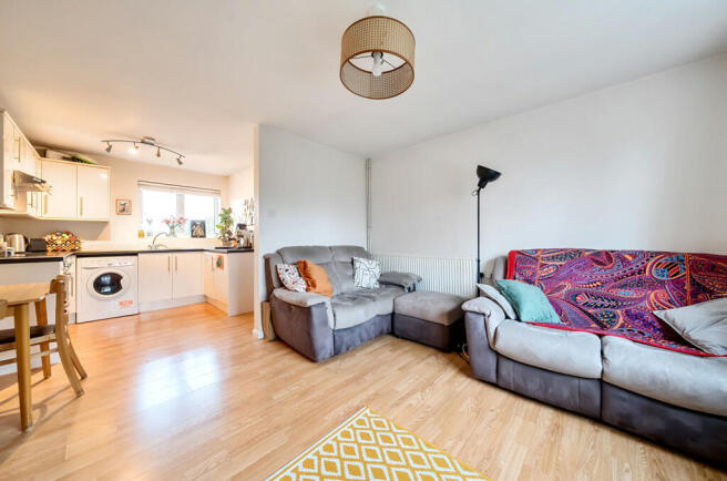 Sitting Rm/Kitchen