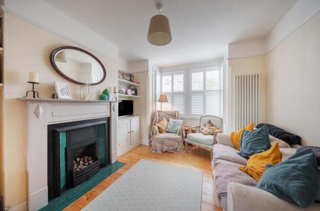 Sitting/Dining Room
