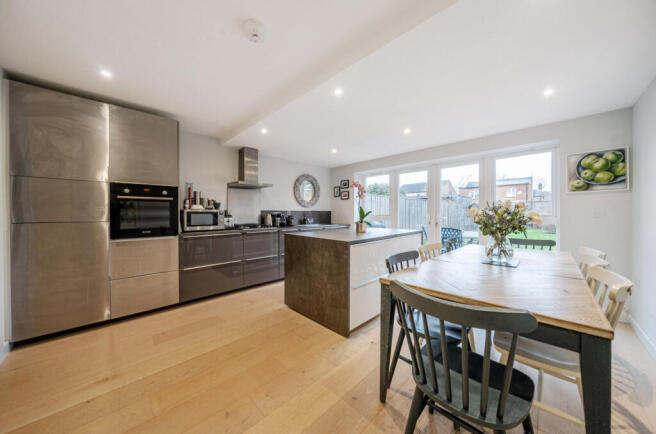 Kitchen/Dining Room