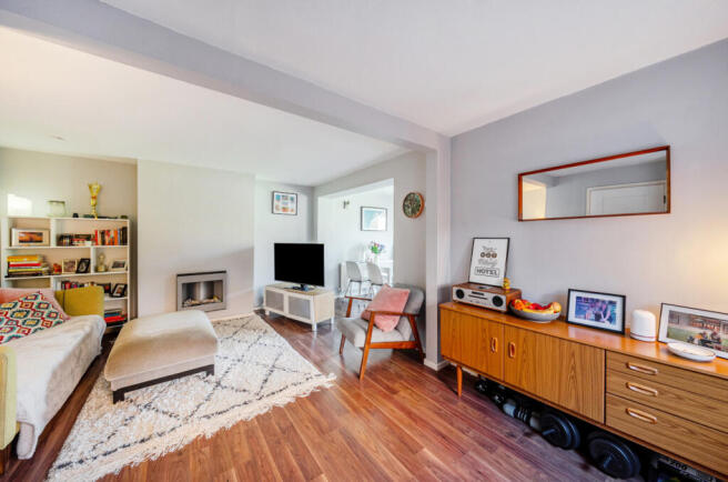 Living Room/Kitchen