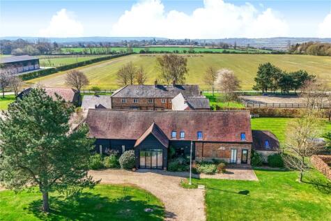 Whanau Farm, Brill Road, Horton Cum Studley