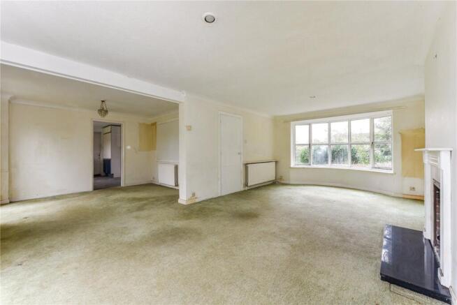 Sitting/Dining Room