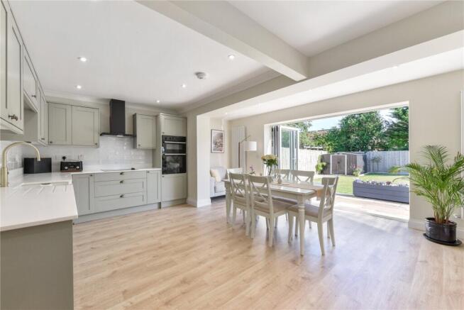 Kitchen/Breakfast
