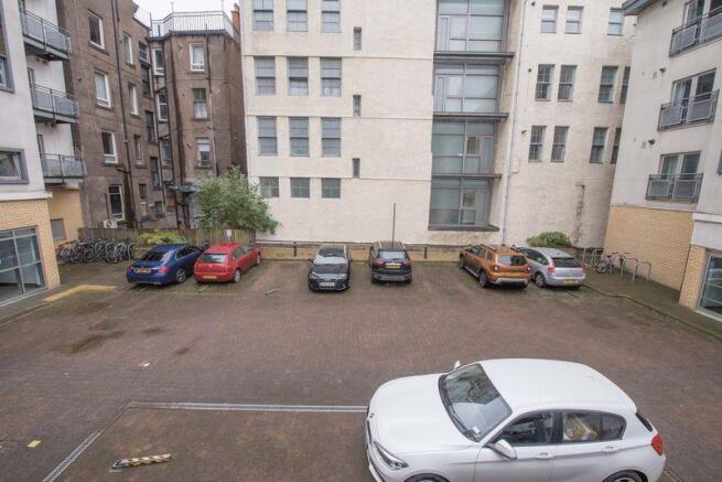 2 Bedroom Flat For Sale In Port Dundas Road Glasgow G4