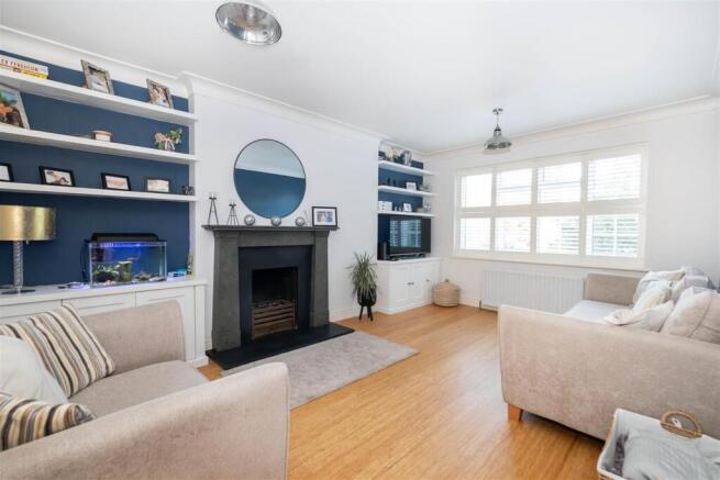 31--LINDEN-CLOSE-0001 copy.jpg