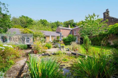 Grange Farm, Coach Road, Brotton