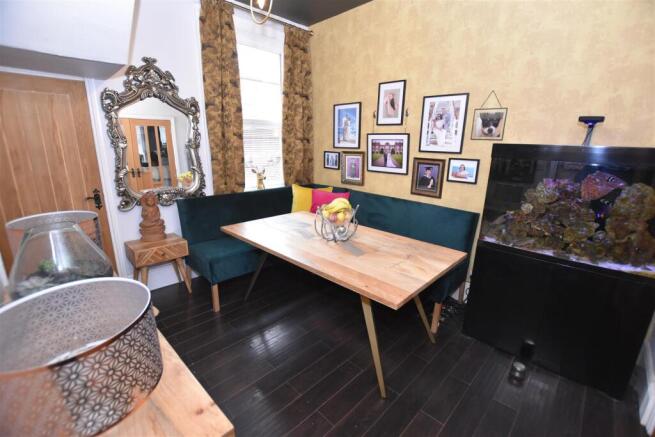 Dining Room.JPG
