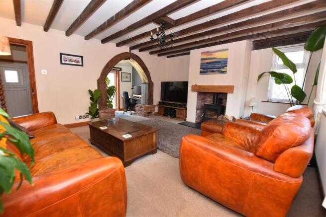 Sitting Room.JPG