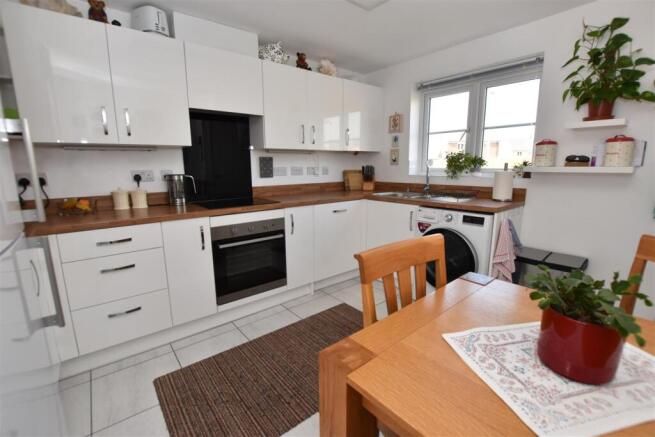 Kitchen.JPG
