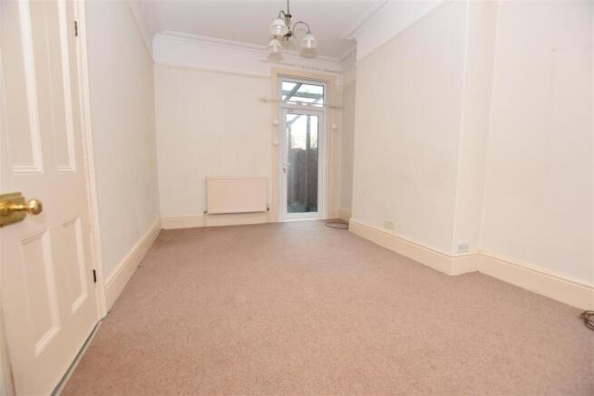 Dining Area.JPG