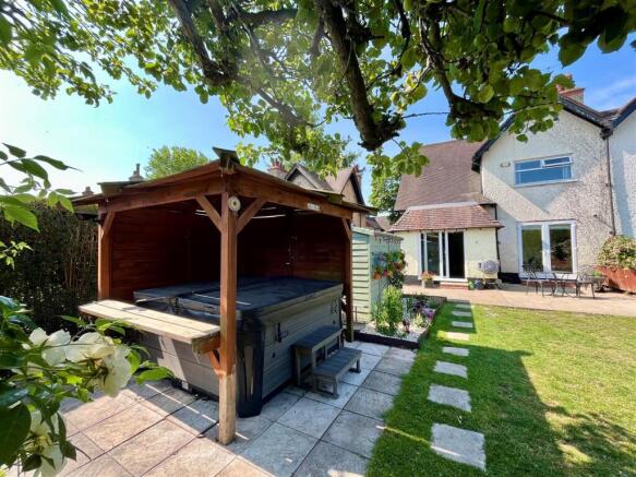 Hot Tub Area.jpg