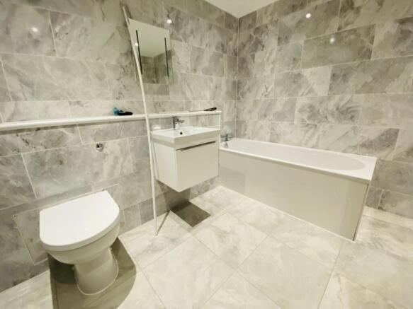 En-suite Bathroom