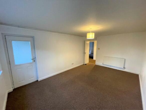 lounge 2.jpg