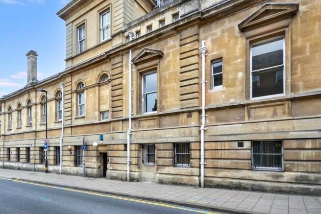 66oZpX3ac0WO4eirs3451A (1).jpg