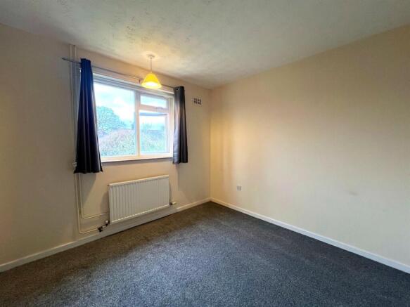 A3002B95-7B83-475C-9D9D-4B6788F6F717_rightmove.jpe