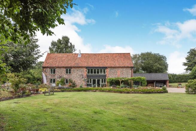 6 Bedroom Barn Conversion For Sale In Church Road Lower Bodham