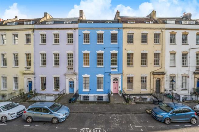 67d41aa32dc67-1262494 (1).jpg