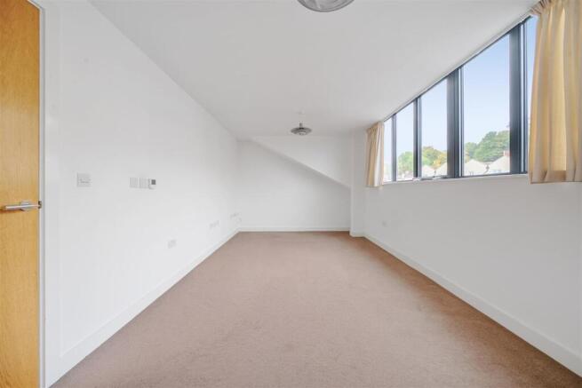 Living room 3.jpg
