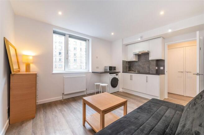 Kitchen/Reception