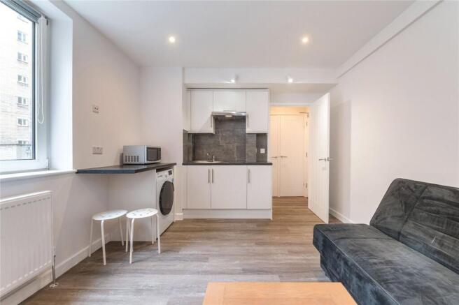 Kitchen/Reception