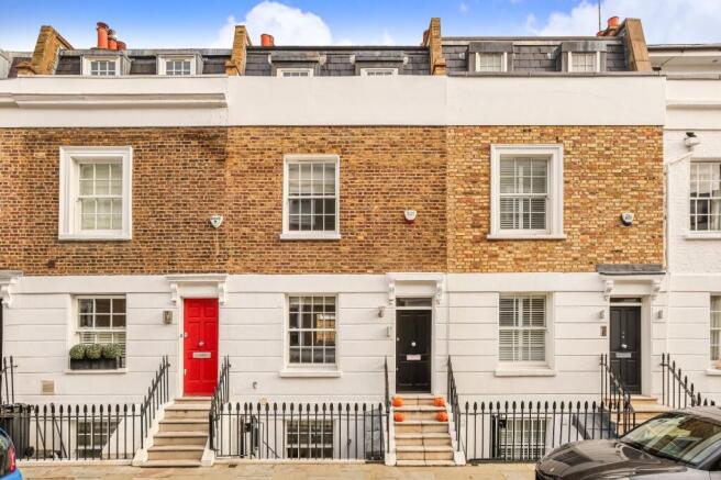 property in First Street,
Chelsea, SW3