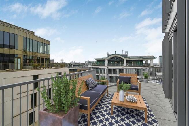 property in Warwick Lane, 
Kensington, W14