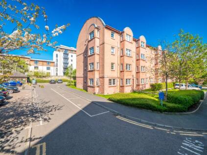 11/8 Tower Street, The Shore, Edinburgh, EH6