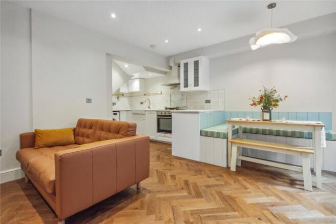 Kitchen/Reception