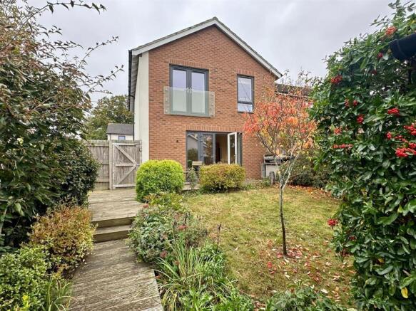 WhatsApp Image 2025-10-15 at 12.34.35_23a2fb69.jpg