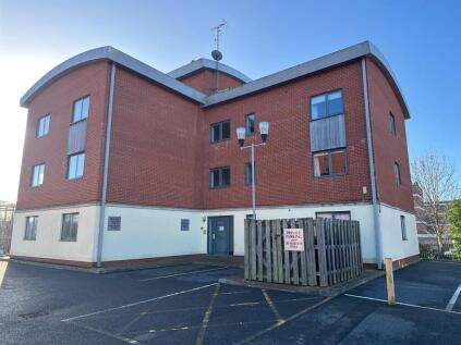 Pomona Place, Hereford