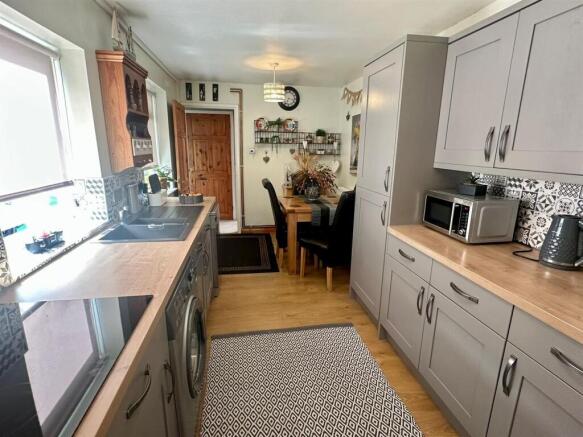 WhatsApp Image 2025-10-10 at 09.55.04_364d0a08.jpg