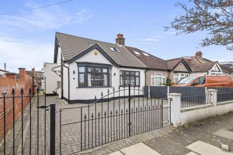 Manor Avenue, Northolt