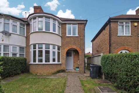 Reading Road, Northolt