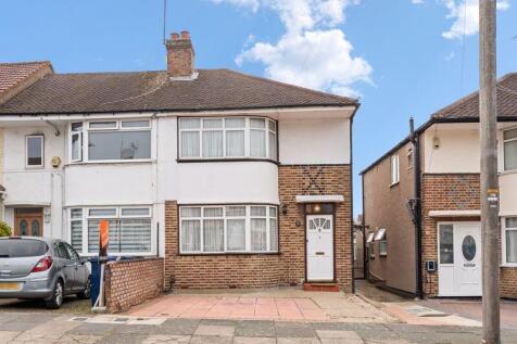 Girton Road, Northolt