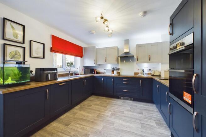 Kitchen / Diner