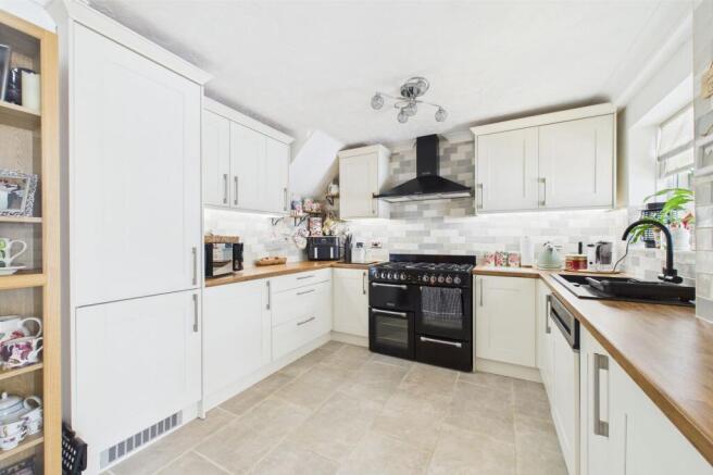 Kitchen / Diner