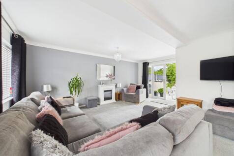 Heathlands Drive, Croxton, IP24