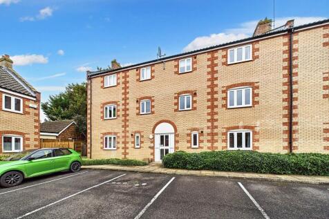 Avenue Gardens, Thetford, IP24