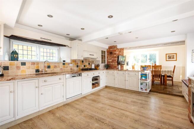 Kitchen/Breakfast