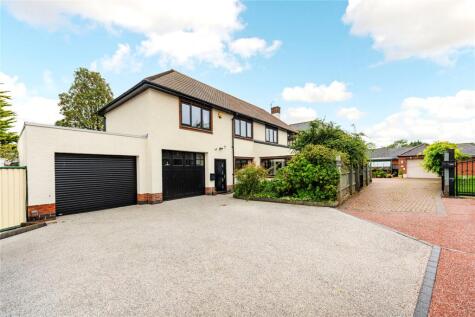 Main Road, Duston, Northampton, Northamptonshire, NN5