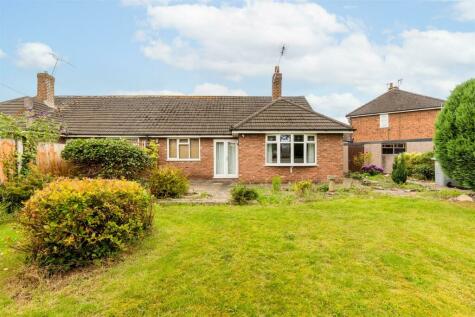 Nantwich - 2 bedroom semi-detached bungalow for ...