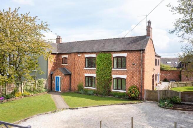 AcornCottage-2.jpg