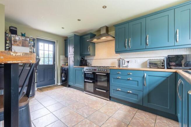 8ChestertonWay-4.jpg