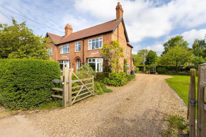 BrickfieldHouse-1.jpg