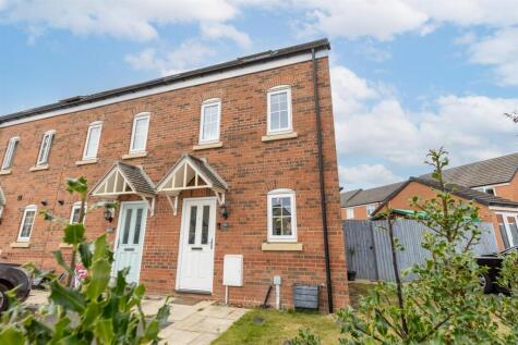 Marshfern Place, Shavington, Crewe